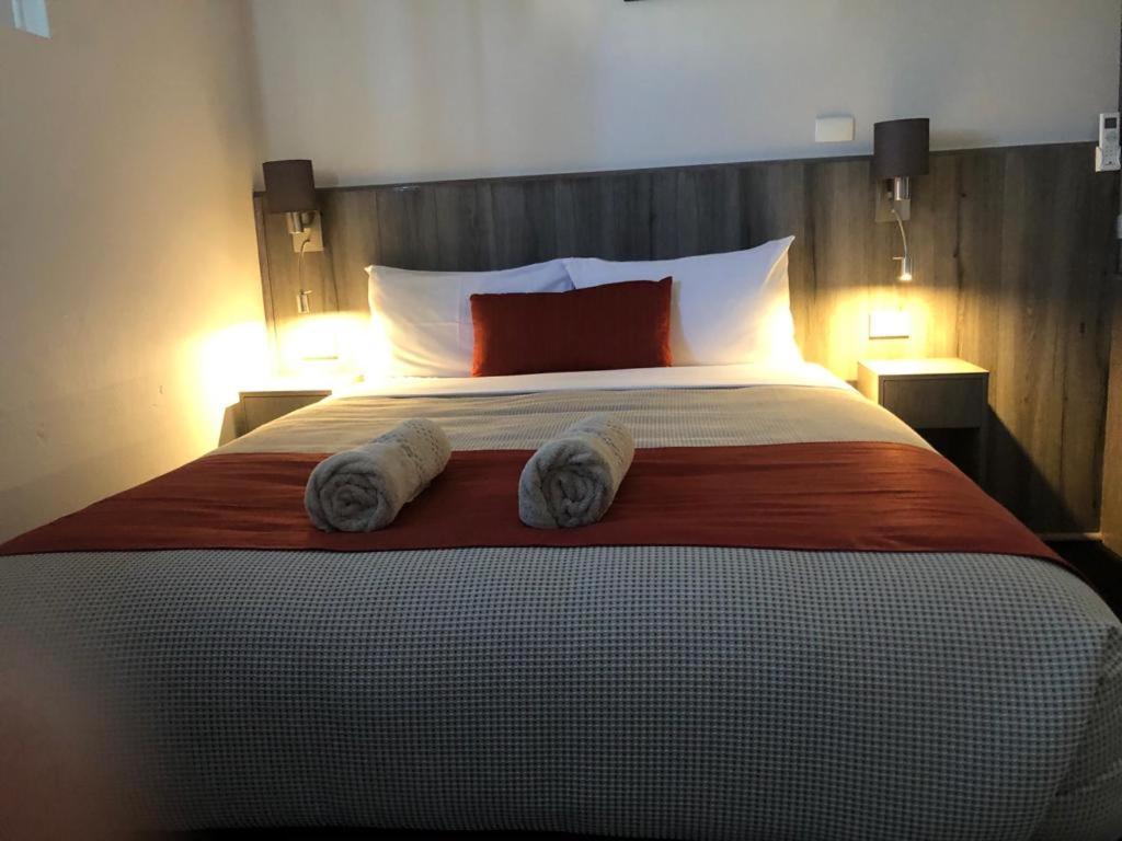 Bradman Motor Inn 쿠타문드라 외부 사진