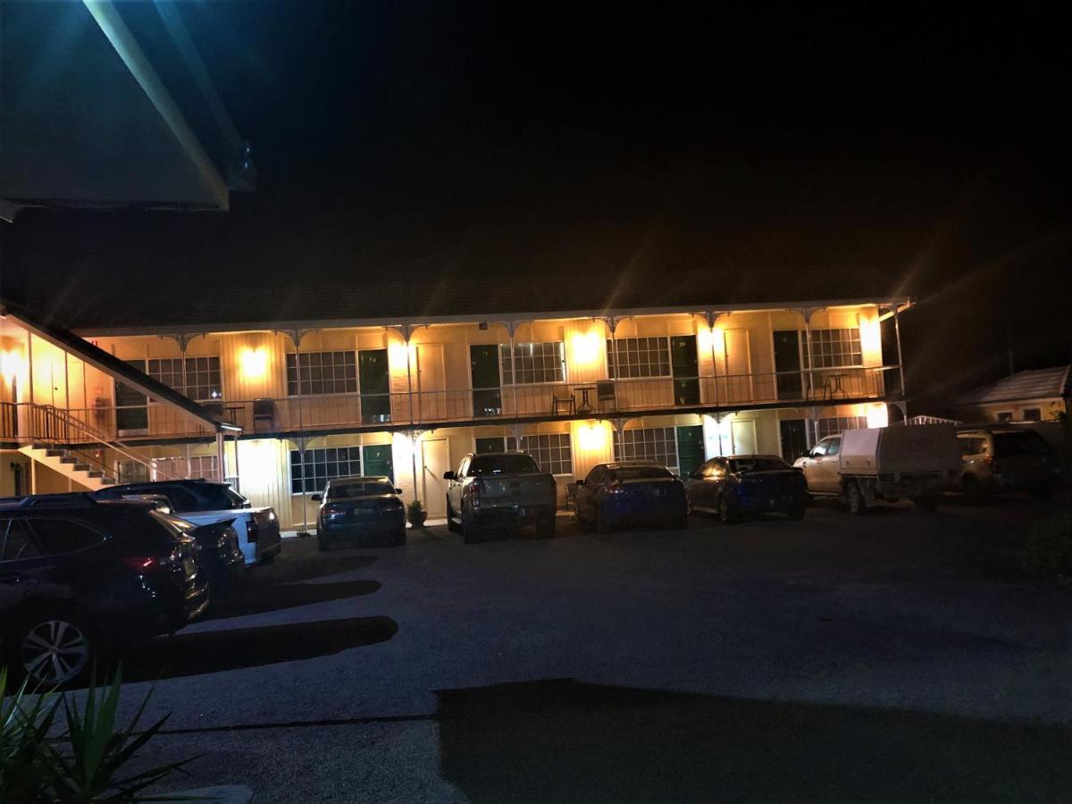 Bradman Motor Inn 쿠타문드라 외부 사진